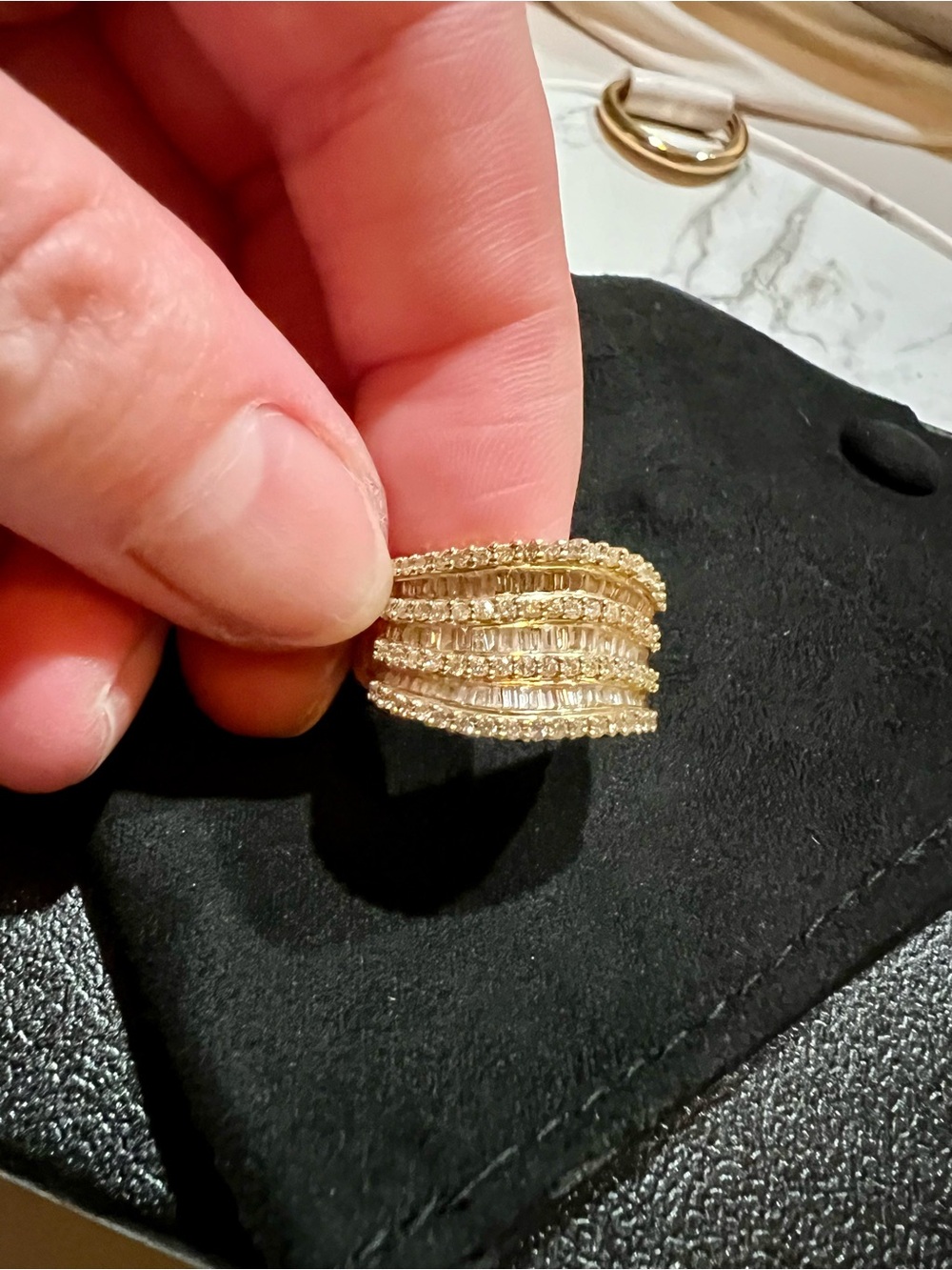 14K SOLID GOLD, REAL DIAMONDS!💎 
Multi-Row Baguette & Round Crystal Dome Ring - Picture 3 of 8